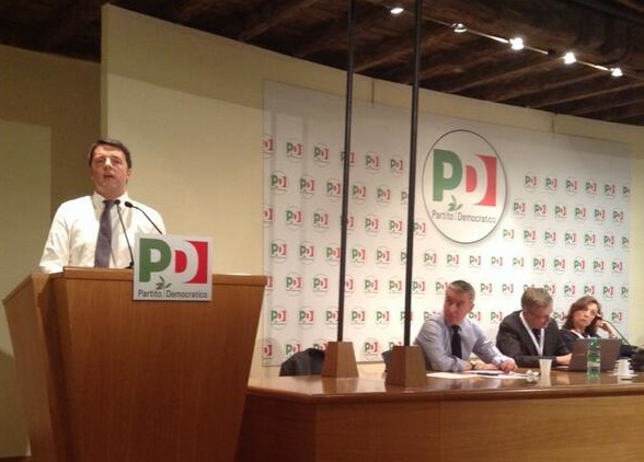 Matteo Renzi parla davanti alla Direzione del Pd riunita per discutere sull'art. 18