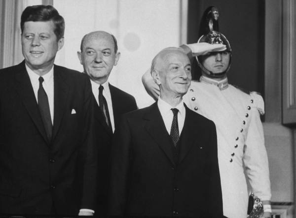 il Presidente della Repubblica Segni (1962) riceve il presidente Usa Kennedy 