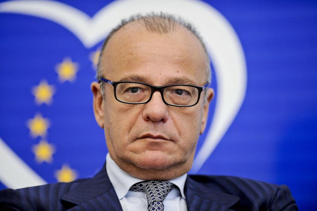 Pacchetto 'Nuova Dc' 2. Rotondi e altri dirigenti della ex Balena