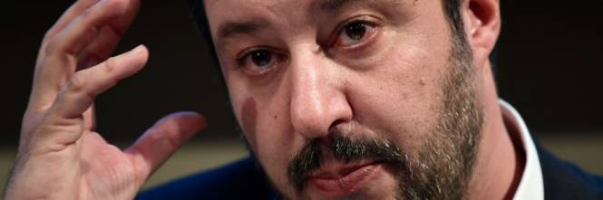 Salvini, in un giorno solo, prima apre la crisi, poi ritratta