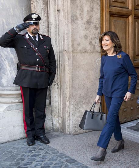 La presidente del Senato, Maria Elisabetta Alberti Casellati, esce da palazzo Madama