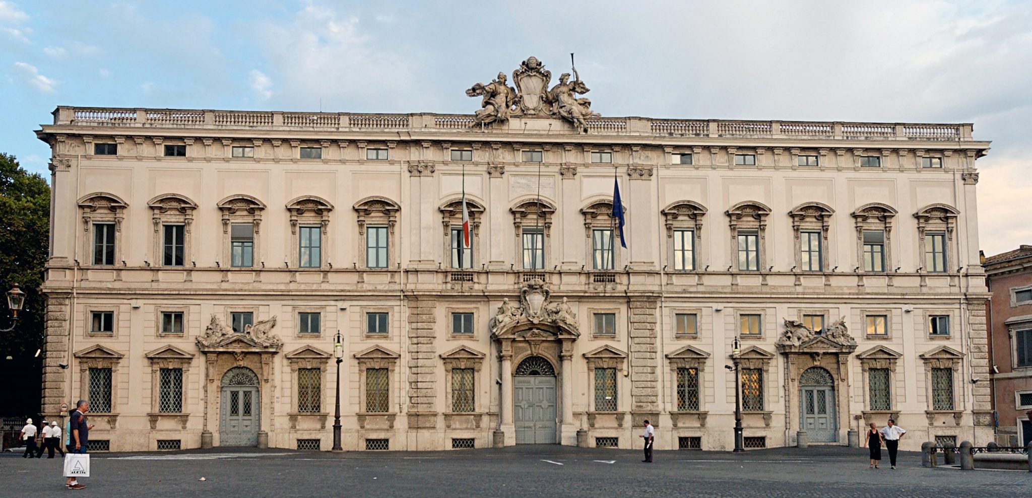 Palazzo della Consulta Roma scaled