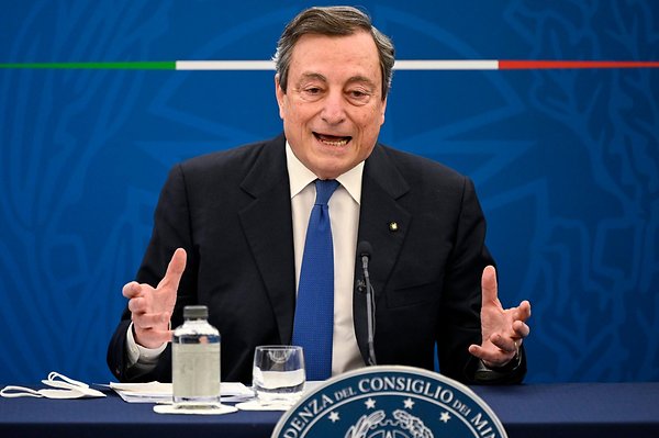 Il tono di Draghi è duro, sferzante, tagliente…