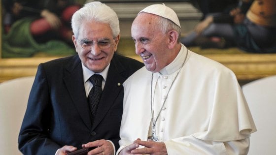 La visita di ‘congedo’ con il Papa di Mattarella