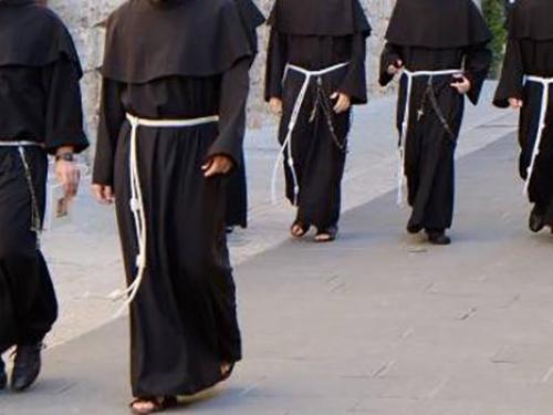 Frati francescani