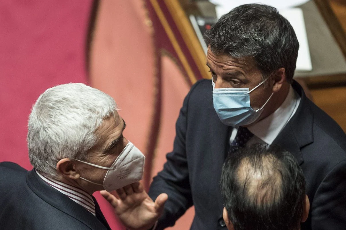 Casini e Renzi con le mascherine