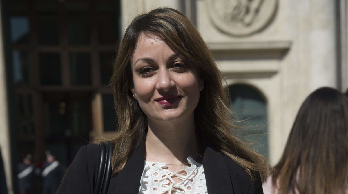 Enrica Segneri, la deputata anti-armi